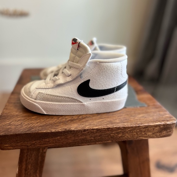 Nike Blazer Toddler Size 8 - Picture 1 of 8